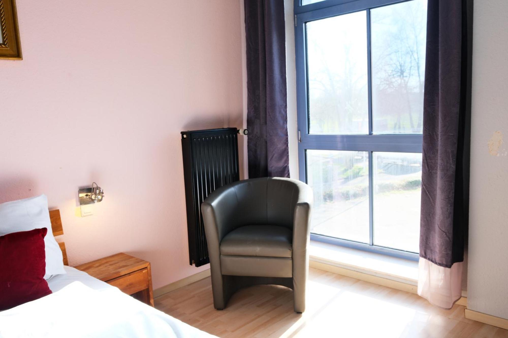 Stargaze Forum Hotel Duesseldorf-Hilden Eksteriør bilde
