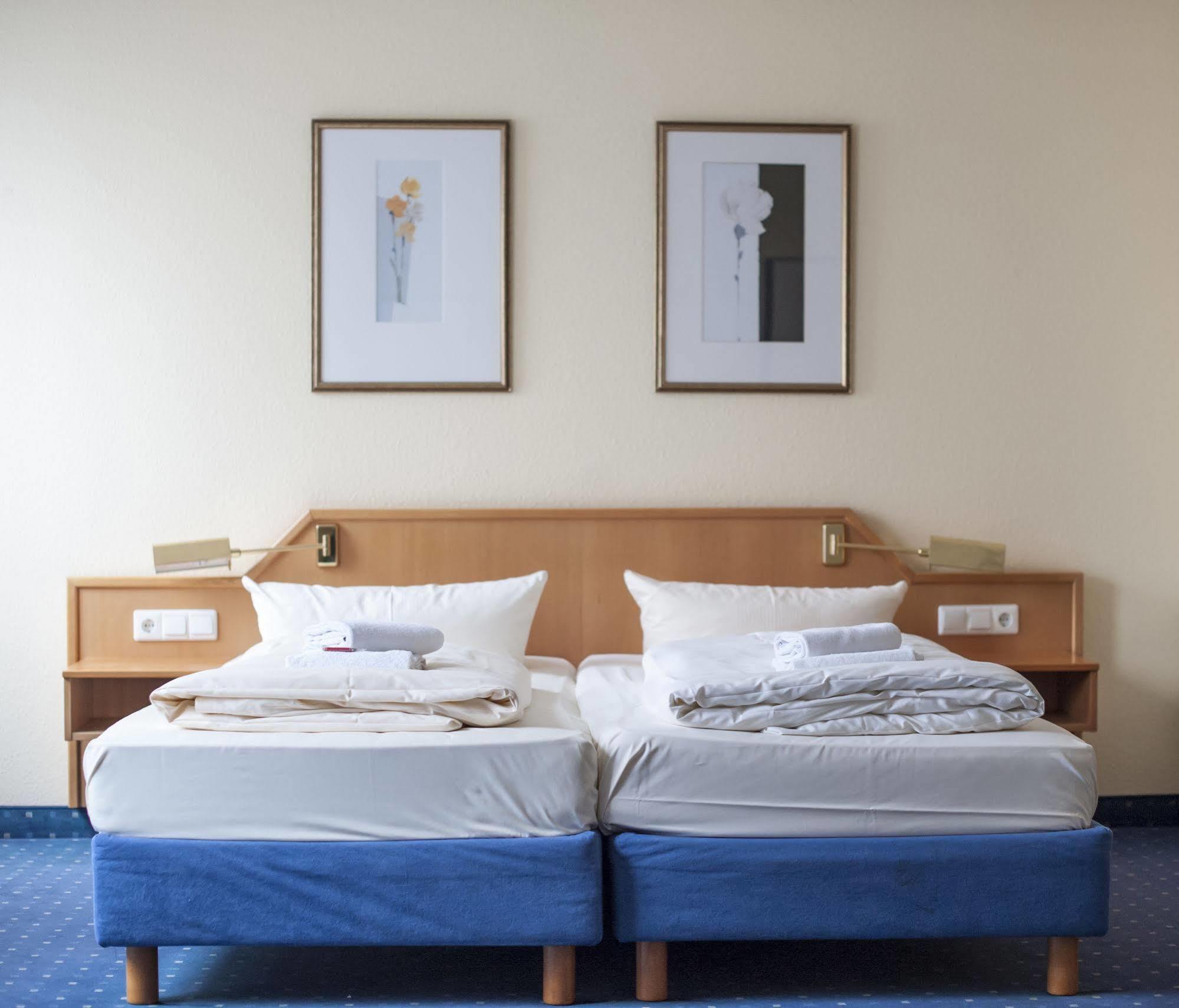 Stargaze Forum Hotel Duesseldorf-Hilden Eksteriør bilde