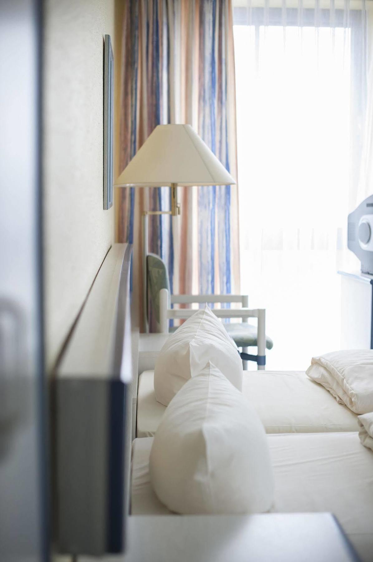 Stargaze Forum Hotel Duesseldorf-Hilden Eksteriør bilde